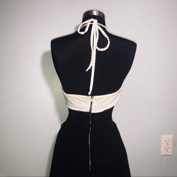 Textured Cutout Dress - Picture 3 of 8